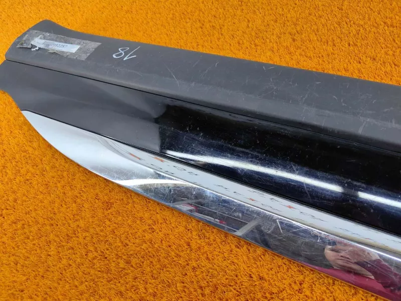 Молдинг двери