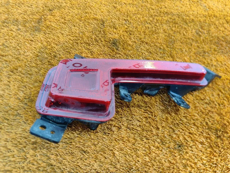 Фонарь противотуманный