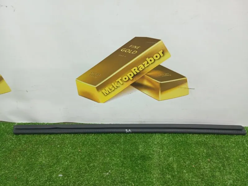 Уплотнитель стекла двери