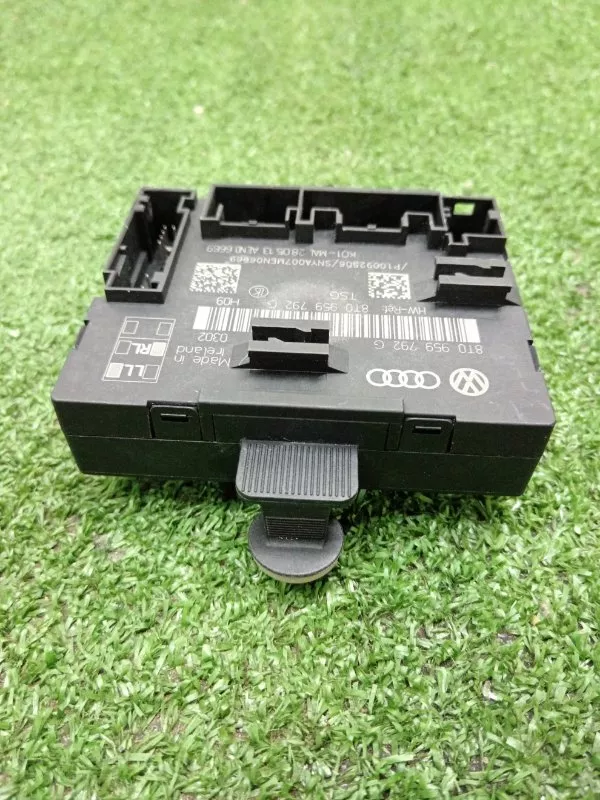 Блок управления дверьми