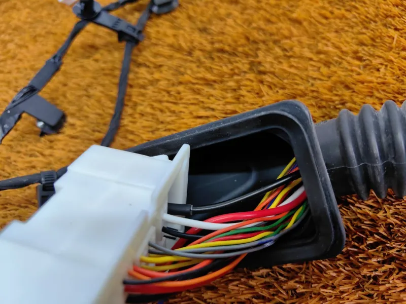 Проводка двери