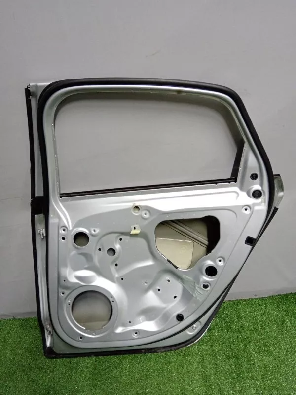 Дверь Audi A6 2011 4G5833052 C7, задняя правая