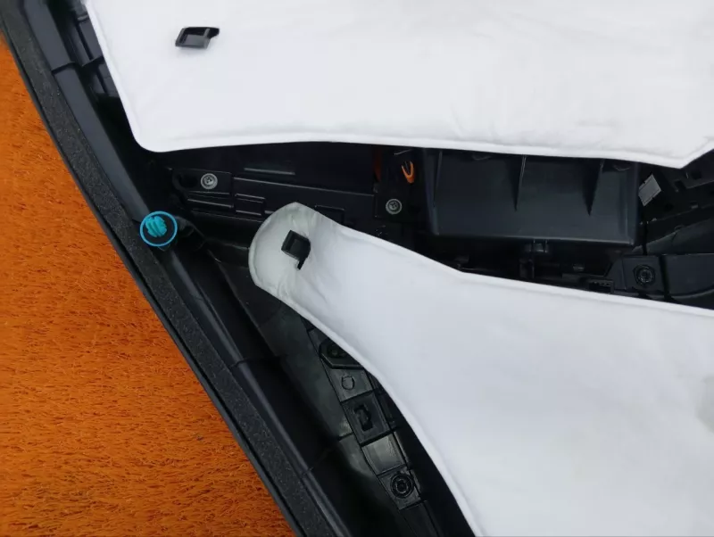 Обшивка двери