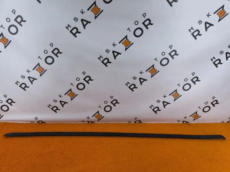 Уплотнительная резинка порога