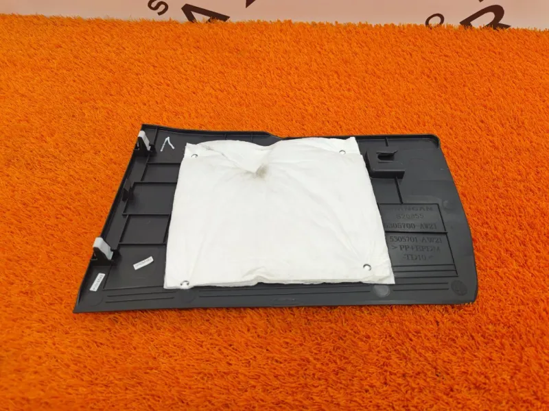 Накладка консоли