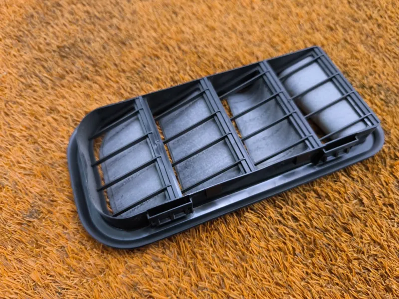 Решетка вентиляционная