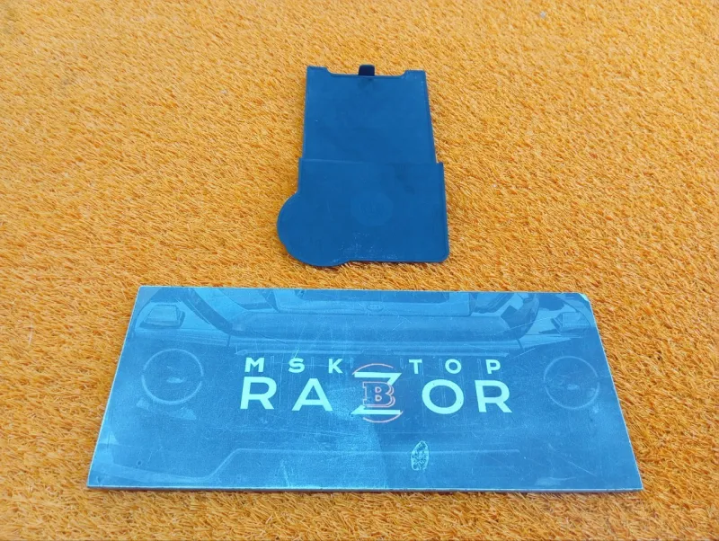 Коврик центральной консоли