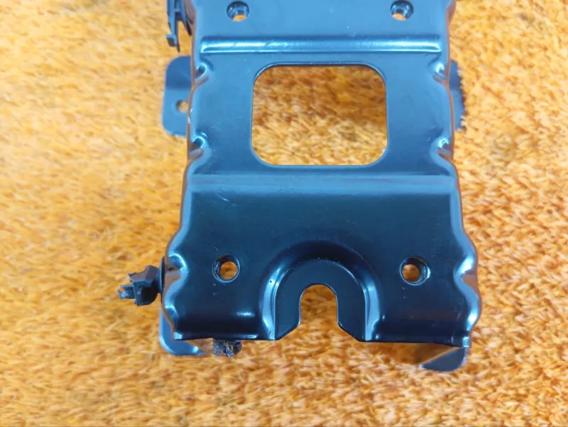 Кронштейн подлокотника