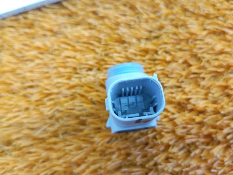 Датчик парковки Chery Tiggo 8 Pro 2023 704000156AAAVQ SQRF4J16C