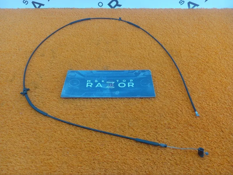 Трос замка капота