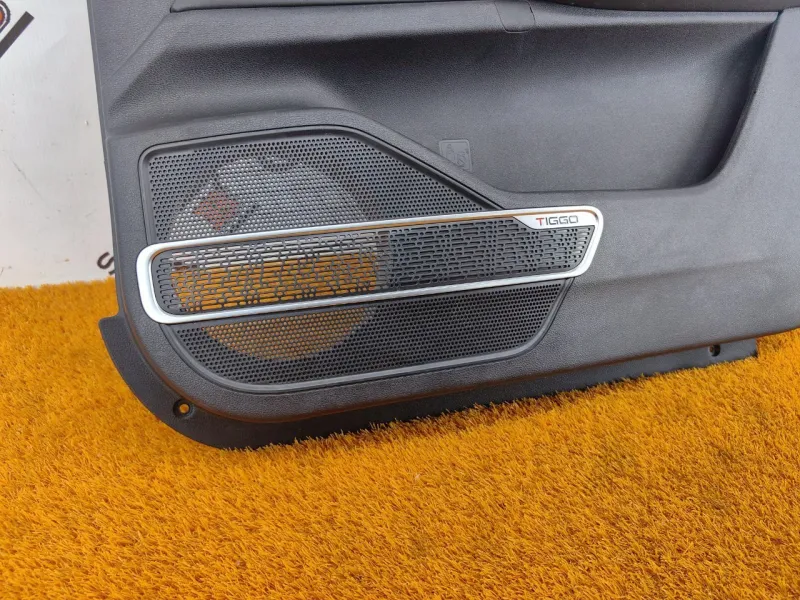 Обшивка двери