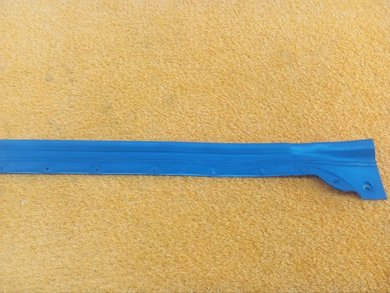 Уплотнитель двери