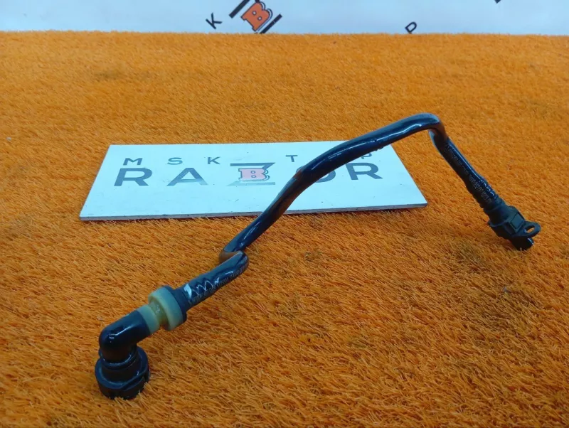 Трубка топливная