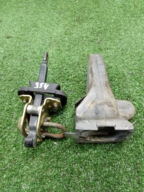 Ограничитель двери