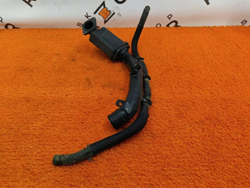 Патрубок интеркулера