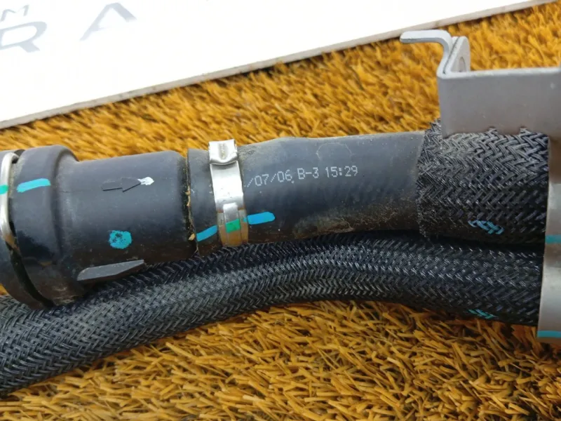 Патрубок радиатора печки