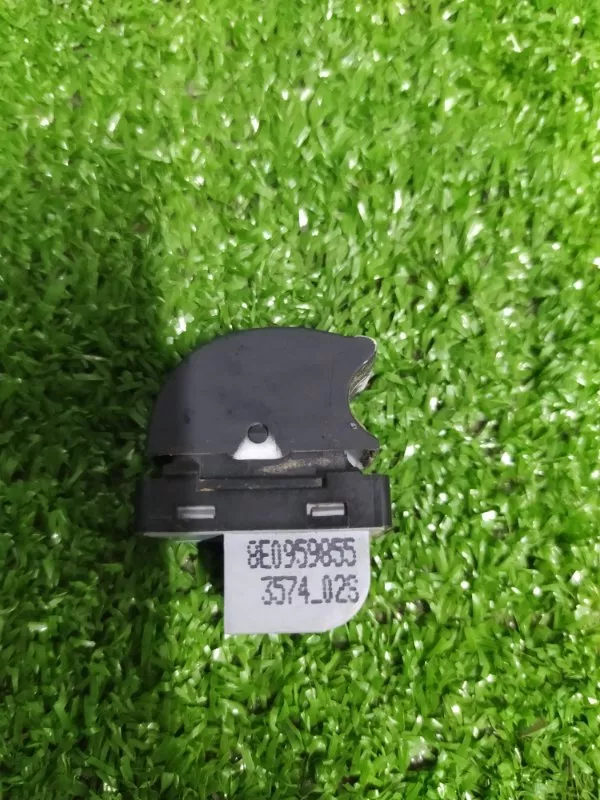 Кнопка стеклоподъемника