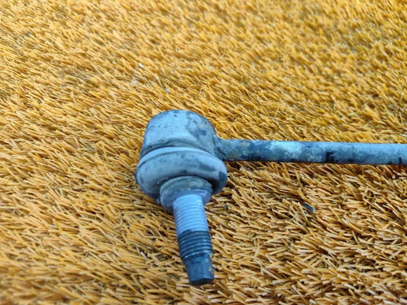 Стойка стабилизатора