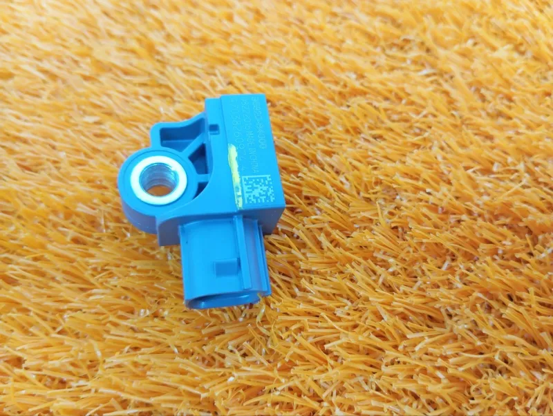 Датчик подушки безопасности