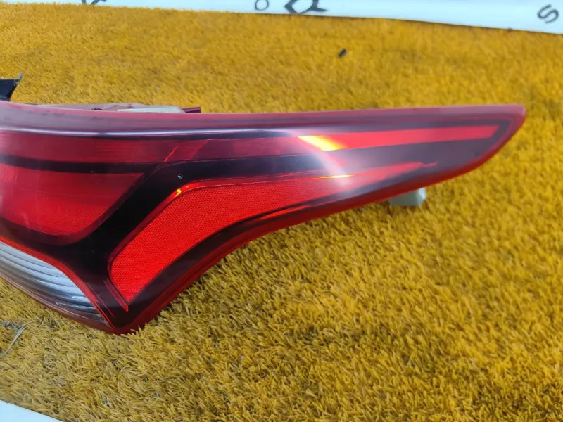 Фонарь задний