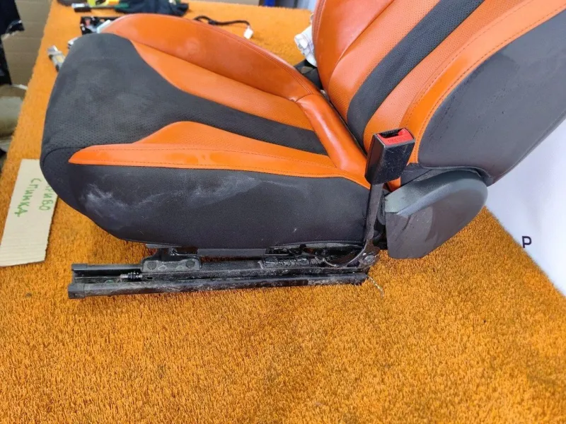 Сиденье Changan UNI-V 2023 C281F2711010148, переднее правое