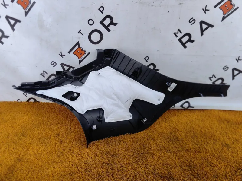 Накладка на стойку кузова