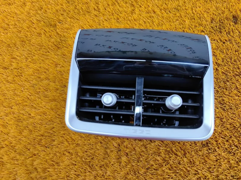 Дефлектор воздуховода Chery Tiggo 7 PRO 2023 T1A5305198 SQRE4T15C