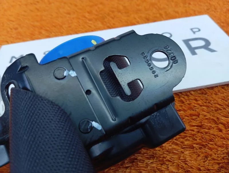 Ремень безопасности