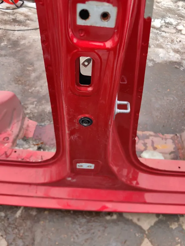 Порог с центральной стойкой