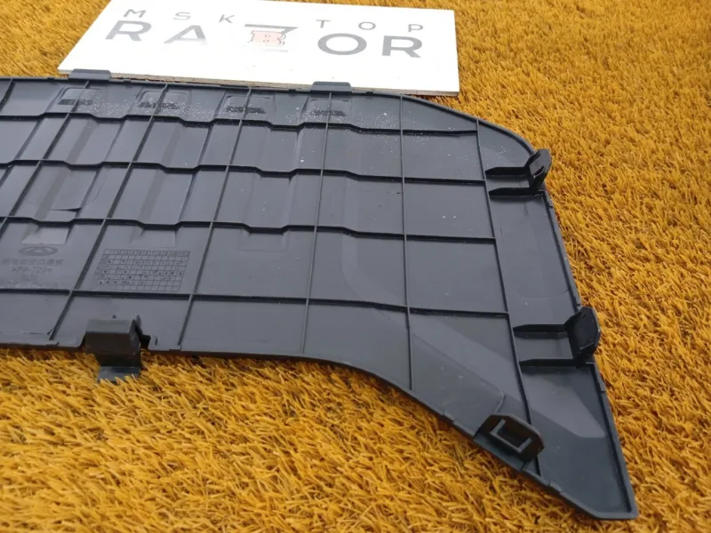 Накладка двигателя