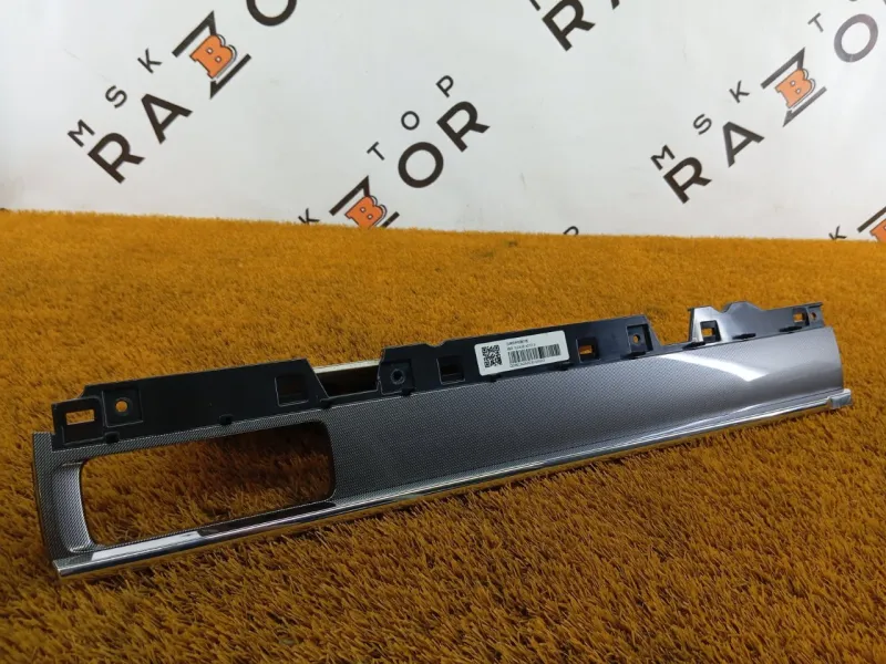 Накладка на торпедо