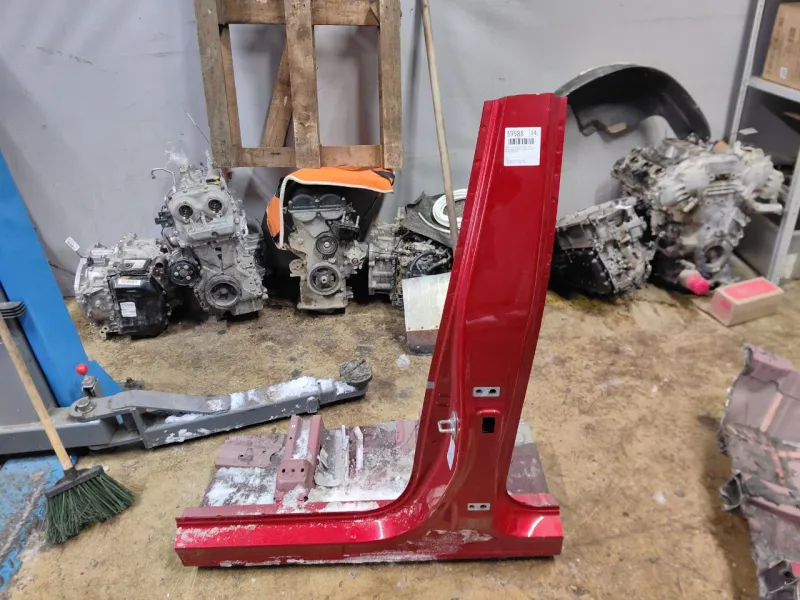 Порог с центральной стойкой