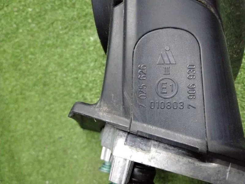 Зеркало боковое