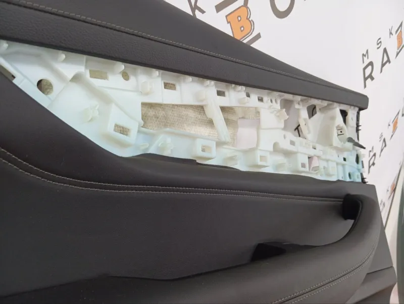 Обшивка двери