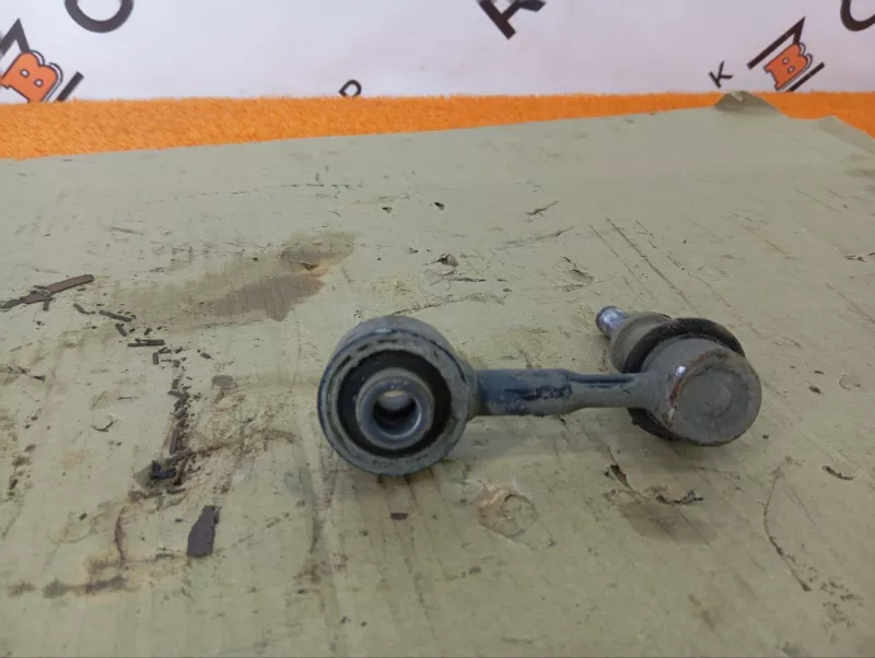 Стойка стабилизатора