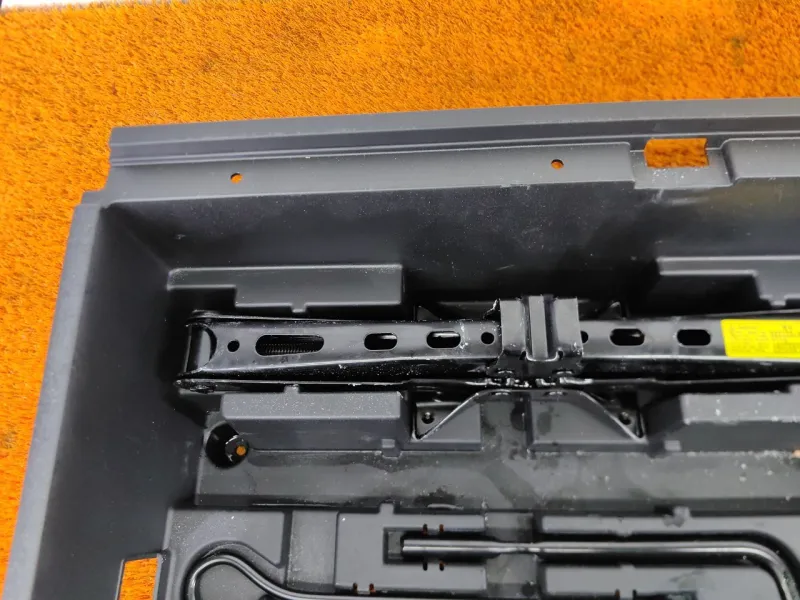 Ящик для инструментов