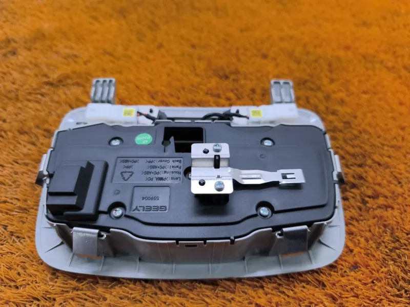 Плафон салона