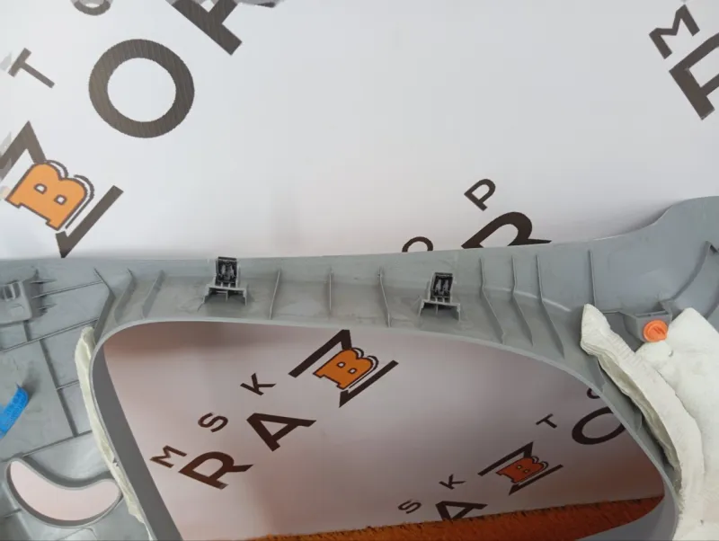 Обшивка багажника