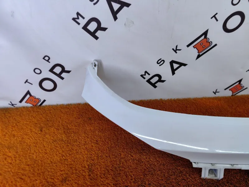 Накладка крышки багажника