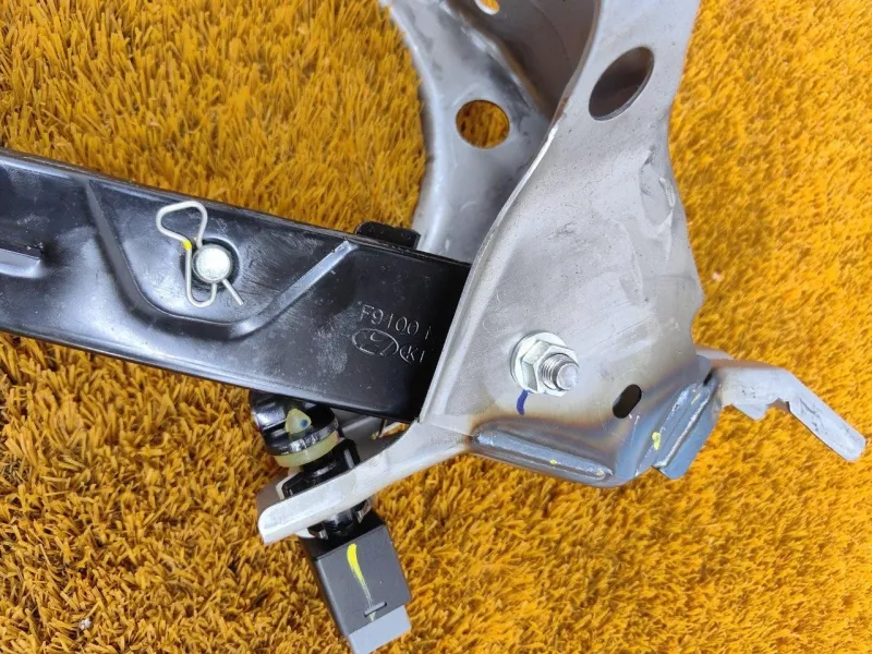 Педаль тормоза