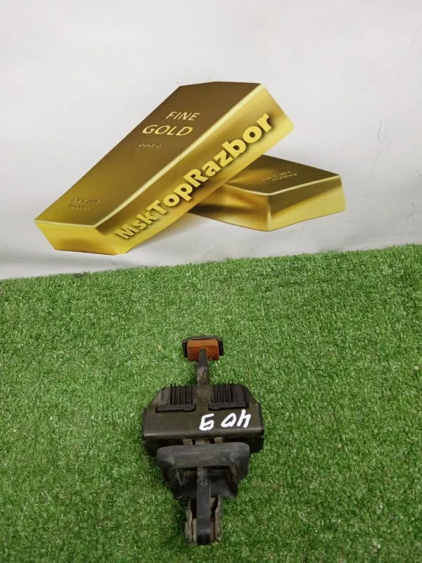 Ограничитель двери