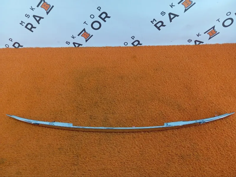 Накладка двери багажника