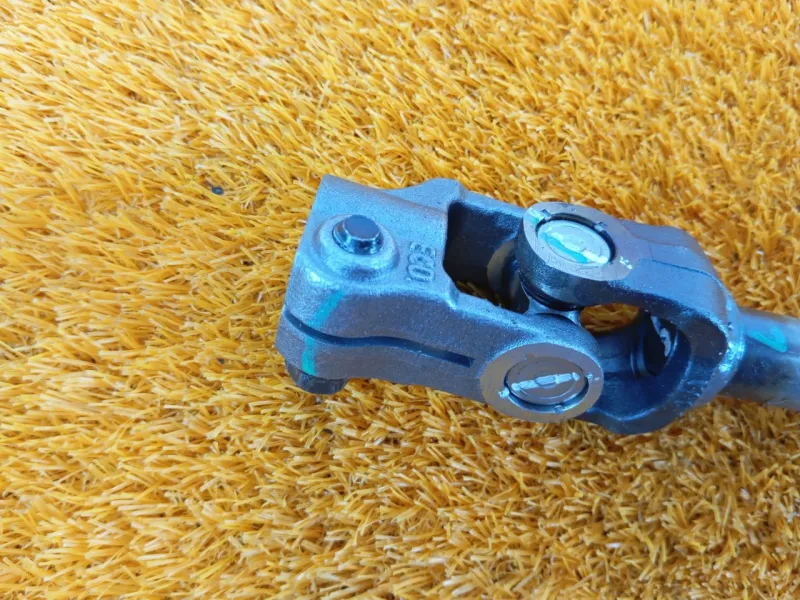 Рулевой карданчик