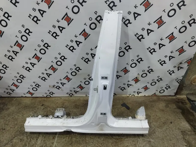 Порог с центральной стойкой