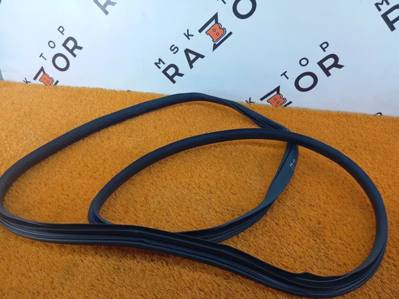 Уплотнитель проема двери