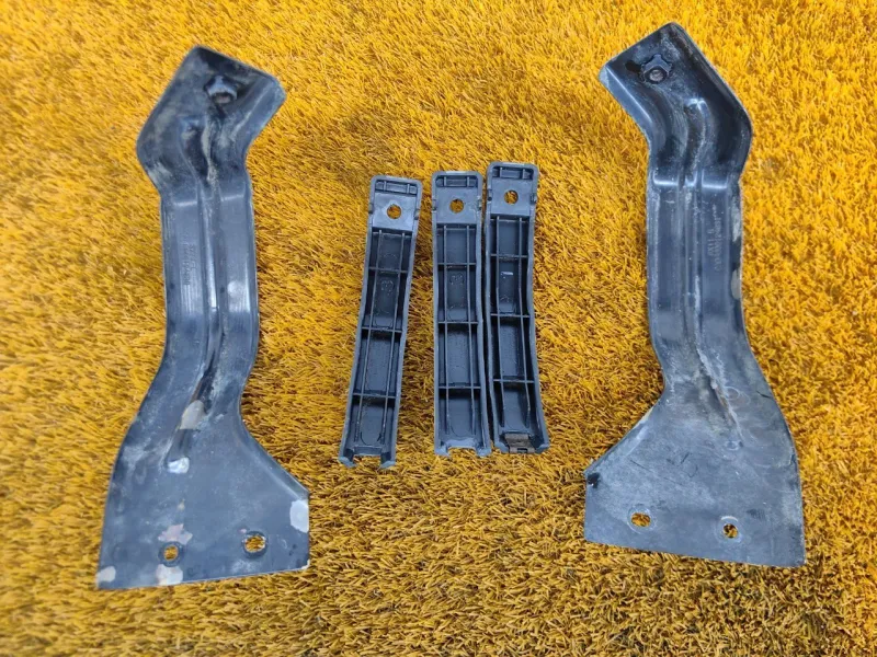 Крепление бампера