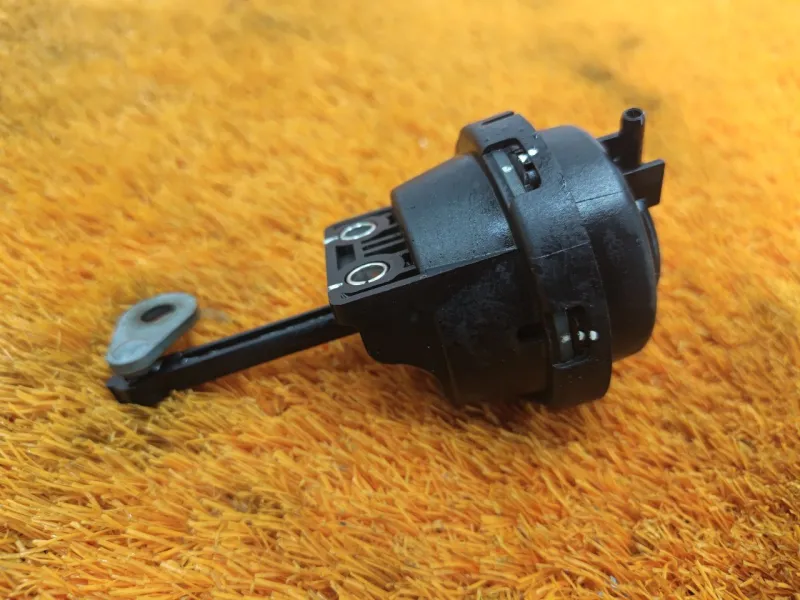 Клапан впускного коллектора