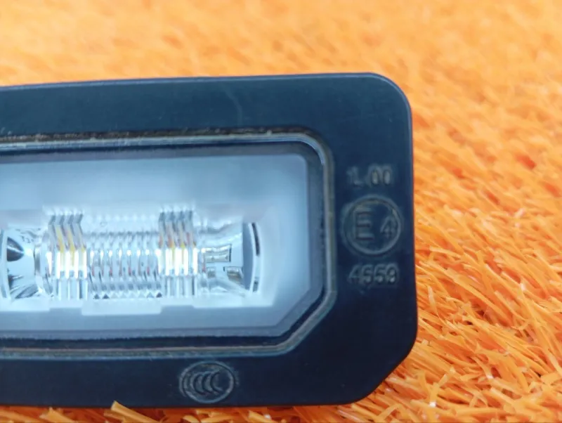 Подсветка номера