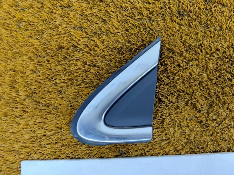 Молдинг двери