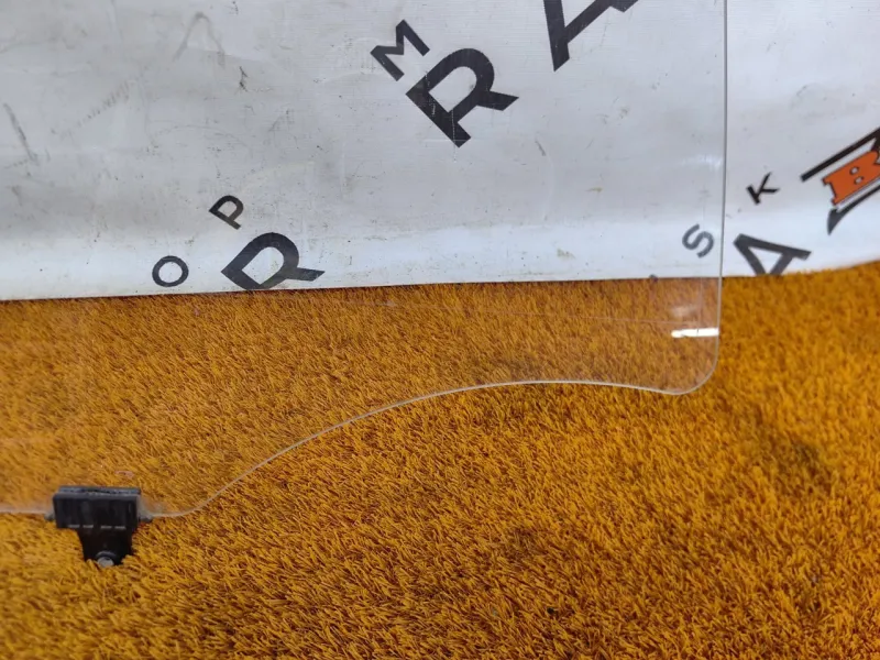 Стекло двери